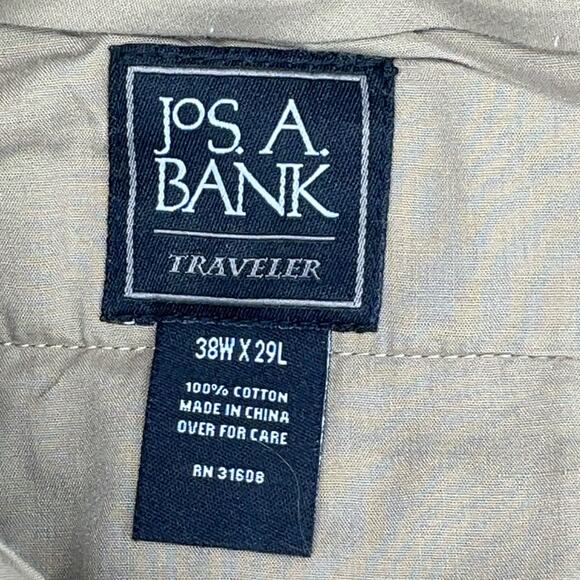 Jos A Bank Traveler Fits Mens 38 x 28 Chinos Cotton Khaki Pleated Cuffed Preppy - Picture 6 of 7